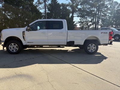 2026 Ford Super Duty F-350 SRW F-350® XLT