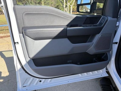 2026 Ford Super Duty F-350 SRW F-350® XLT