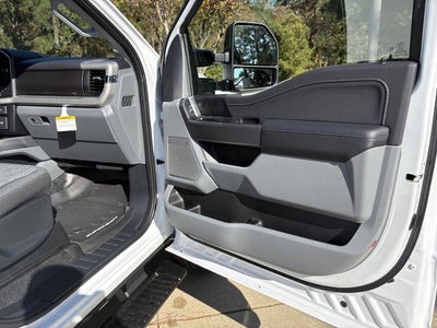 2026 Ford Super Duty F-350 SRW F-350® XLT