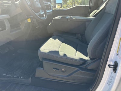 2026 Ford Super Duty F-350 DRW XLT