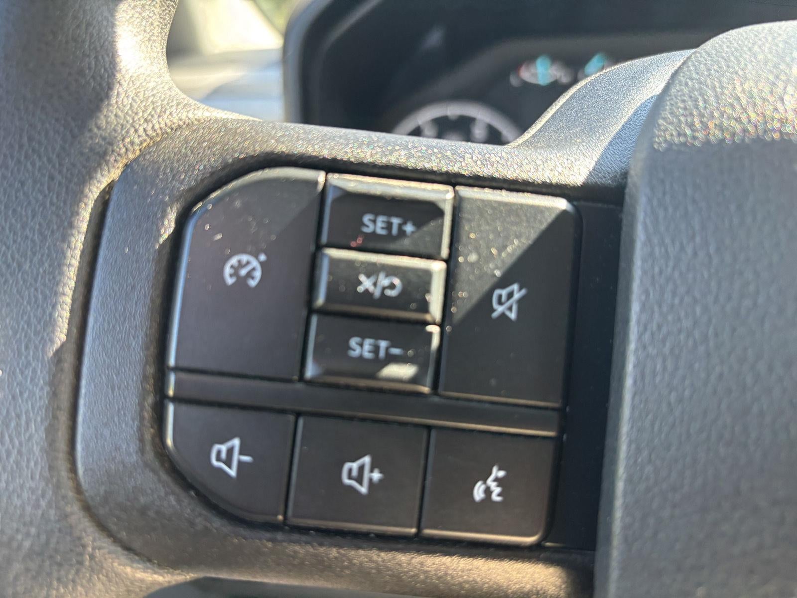 2026 Ford Super Duty F-350 DRW XLT