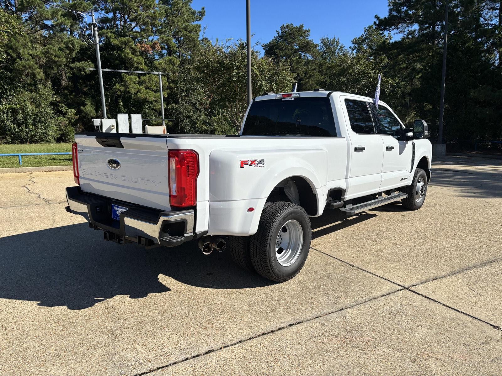 2026 Ford Super Duty F-350 DRW XLT