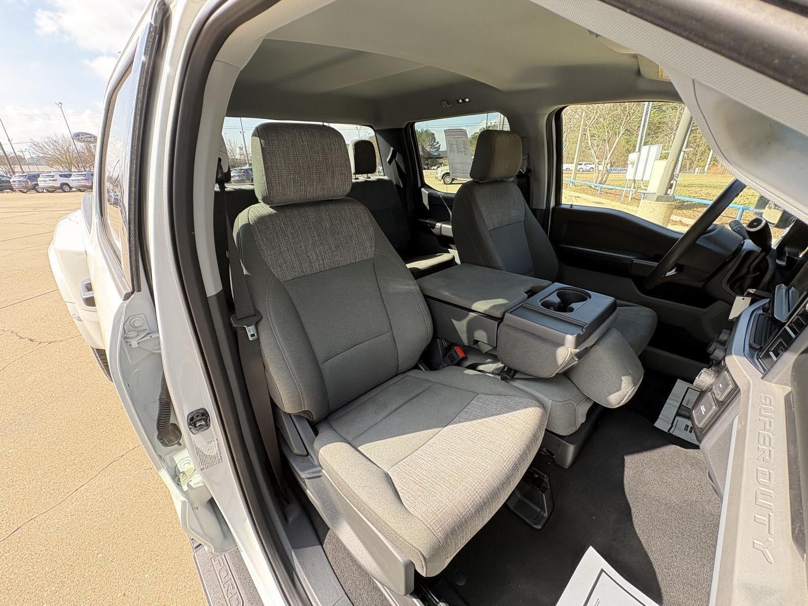 2025 Ford Super Duty F-350 DRW XLT