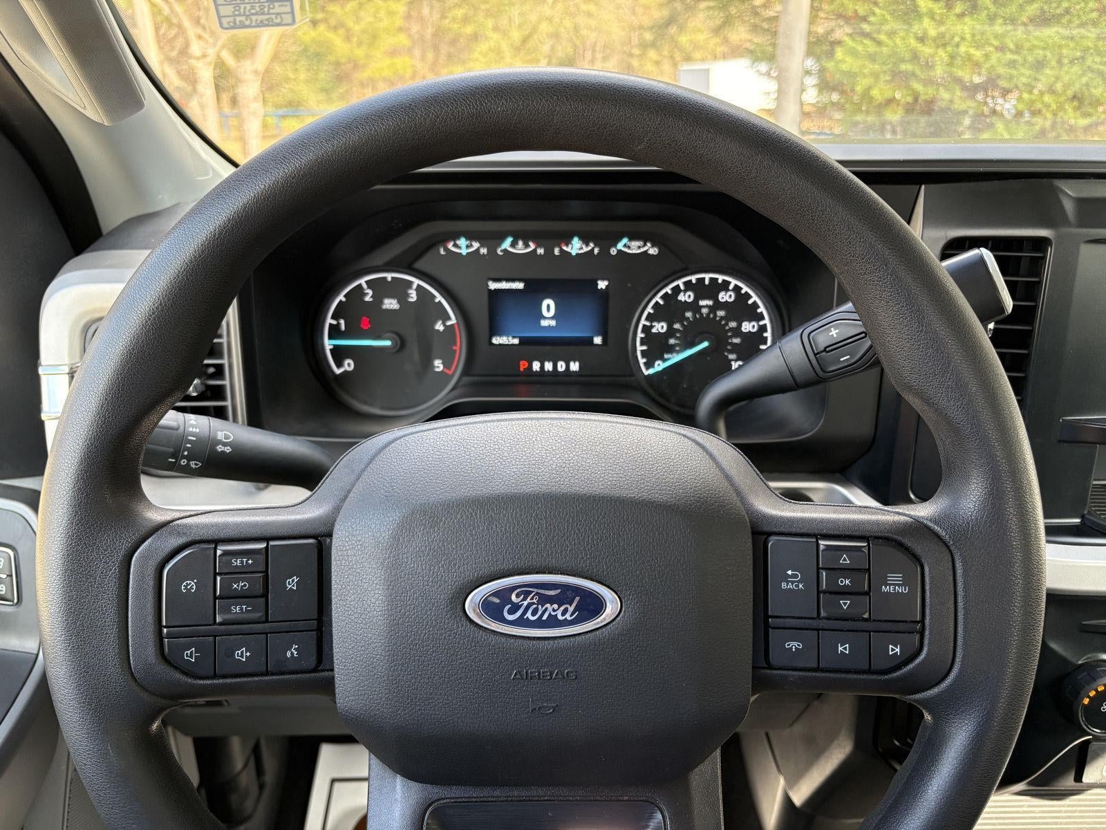2025 Ford Super Duty F-350 DRW XLT