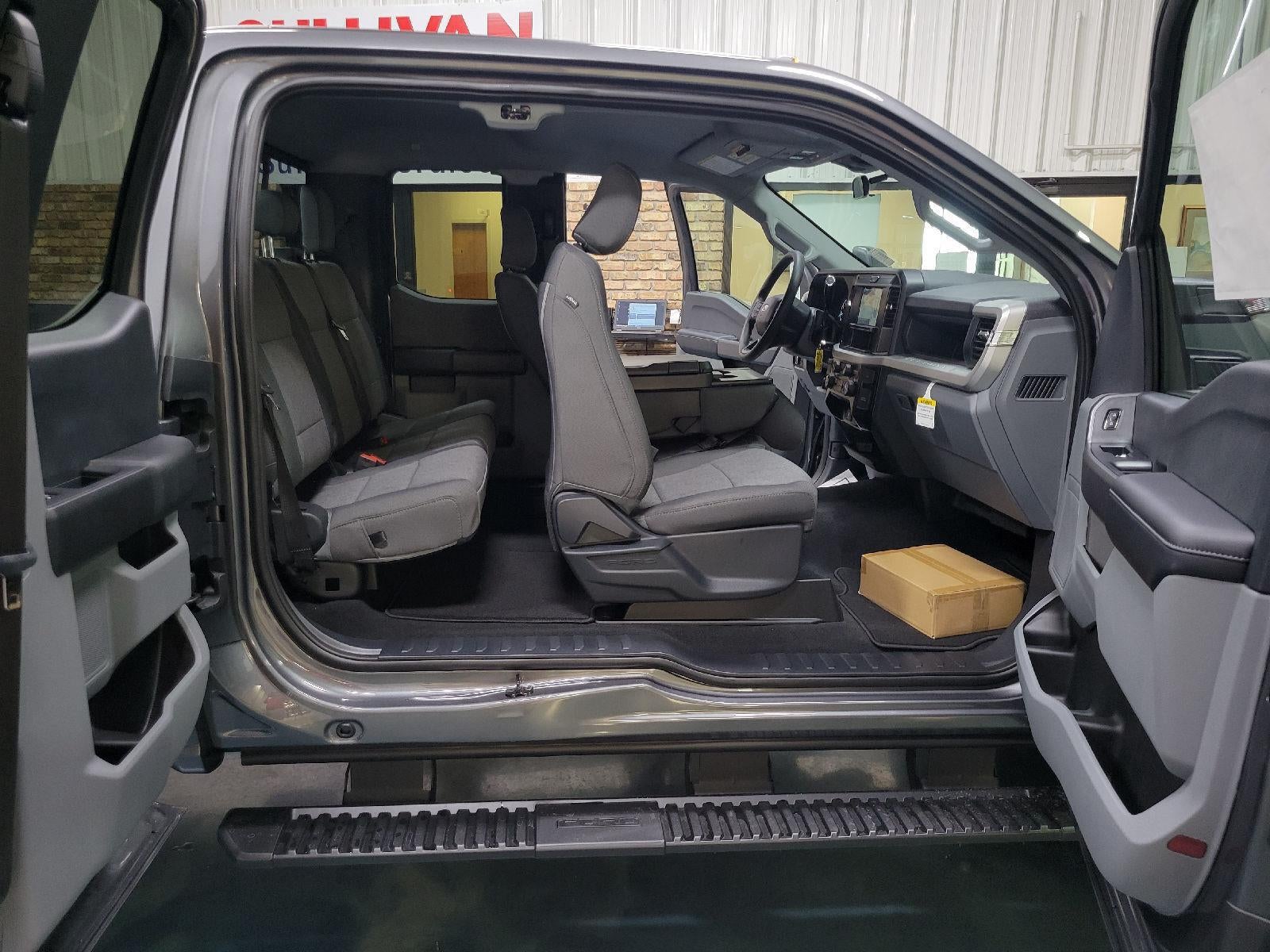 2025 Ford Super Duty F-350 SRW F-350® XL