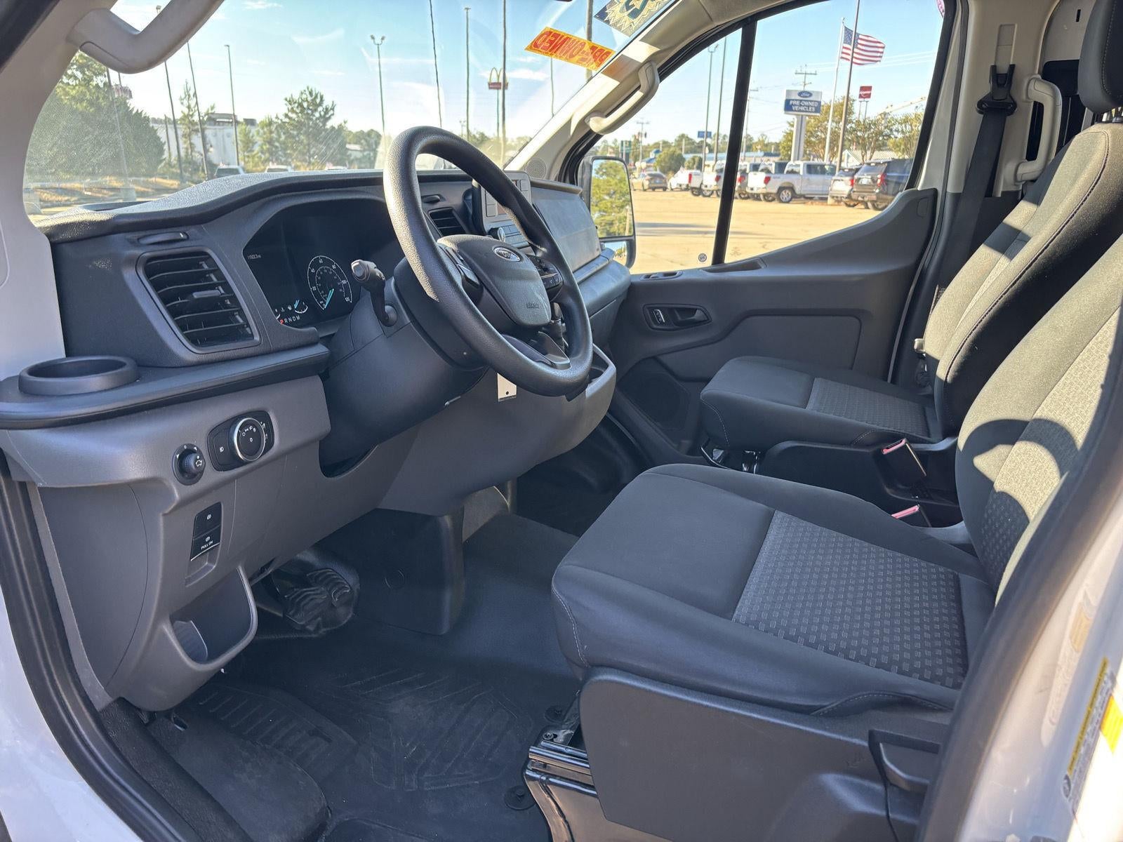 2025 Ford Transit Cargo Van Base