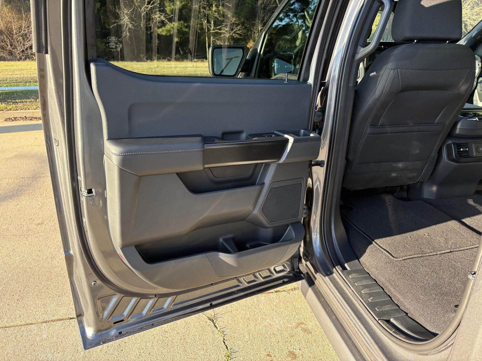 2026 Ford F-150 SERIES STX®