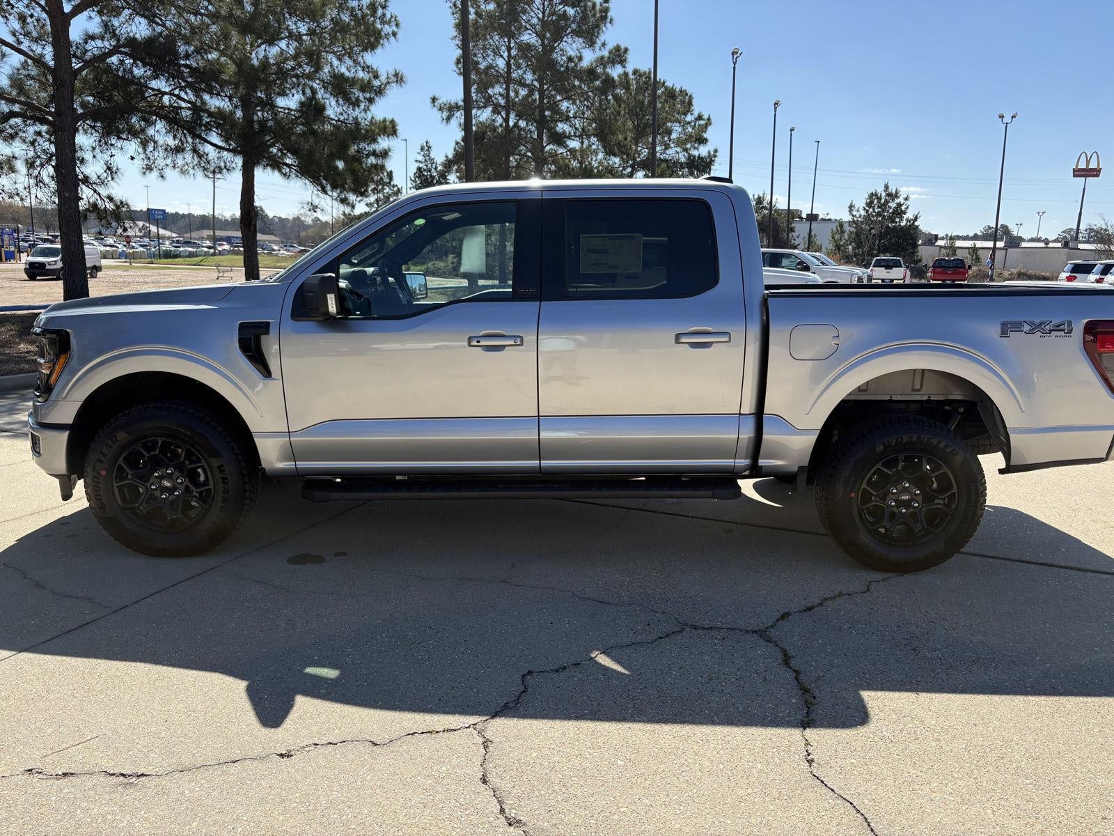 2025 Ford F-150 SERIES XLT