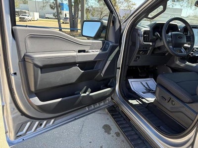 2025 Ford F-150 SERIES XLT