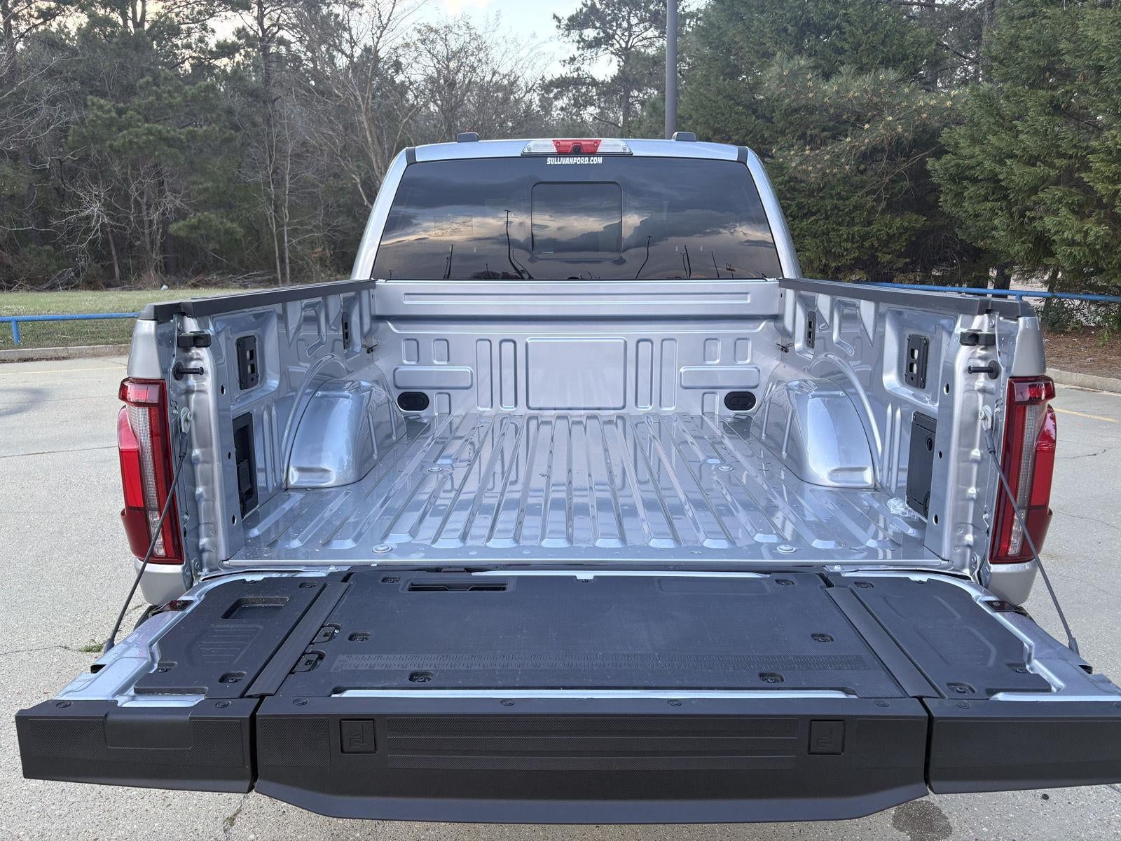 2026 Ford F-150 SERIES Platinum®