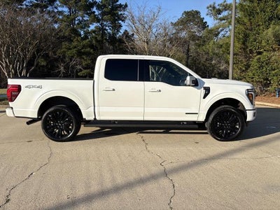 2025 Ford F-150 Platinum