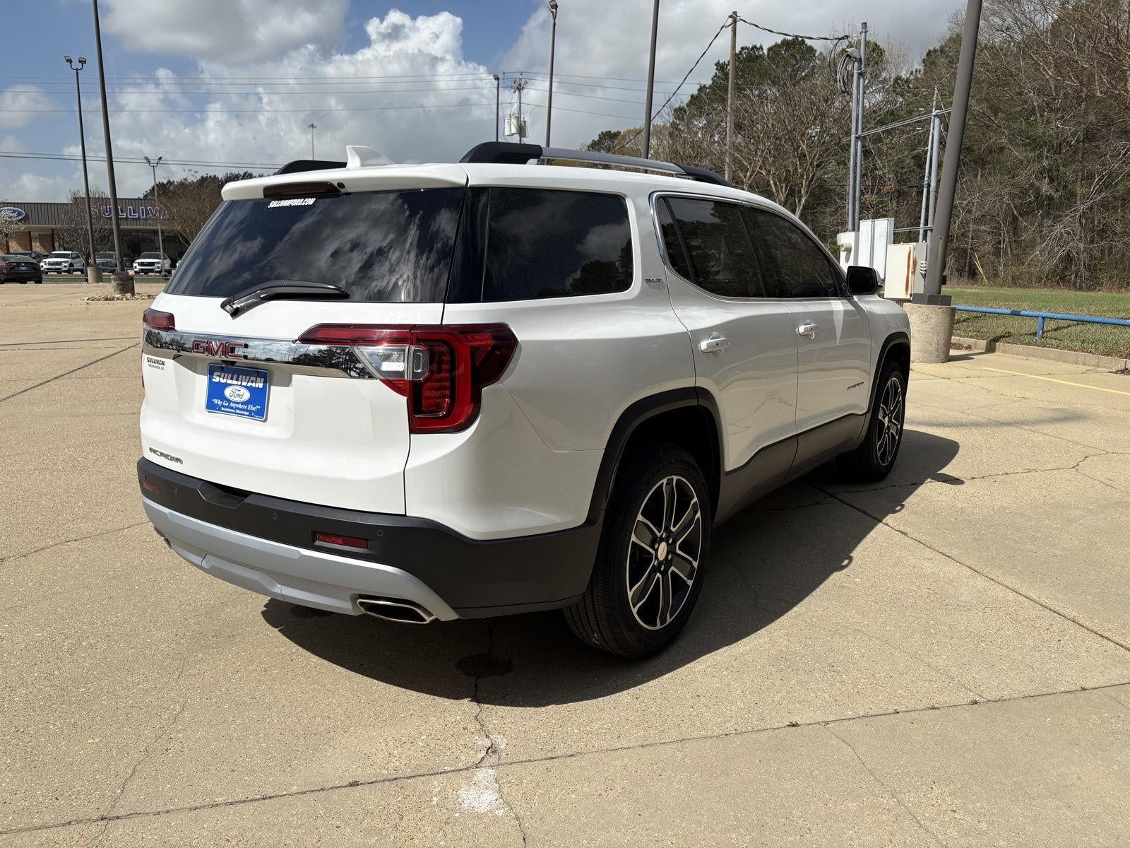 2022 GMC Acadia SLT