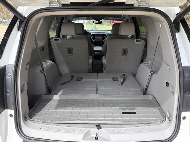 2022 GMC Acadia SLT