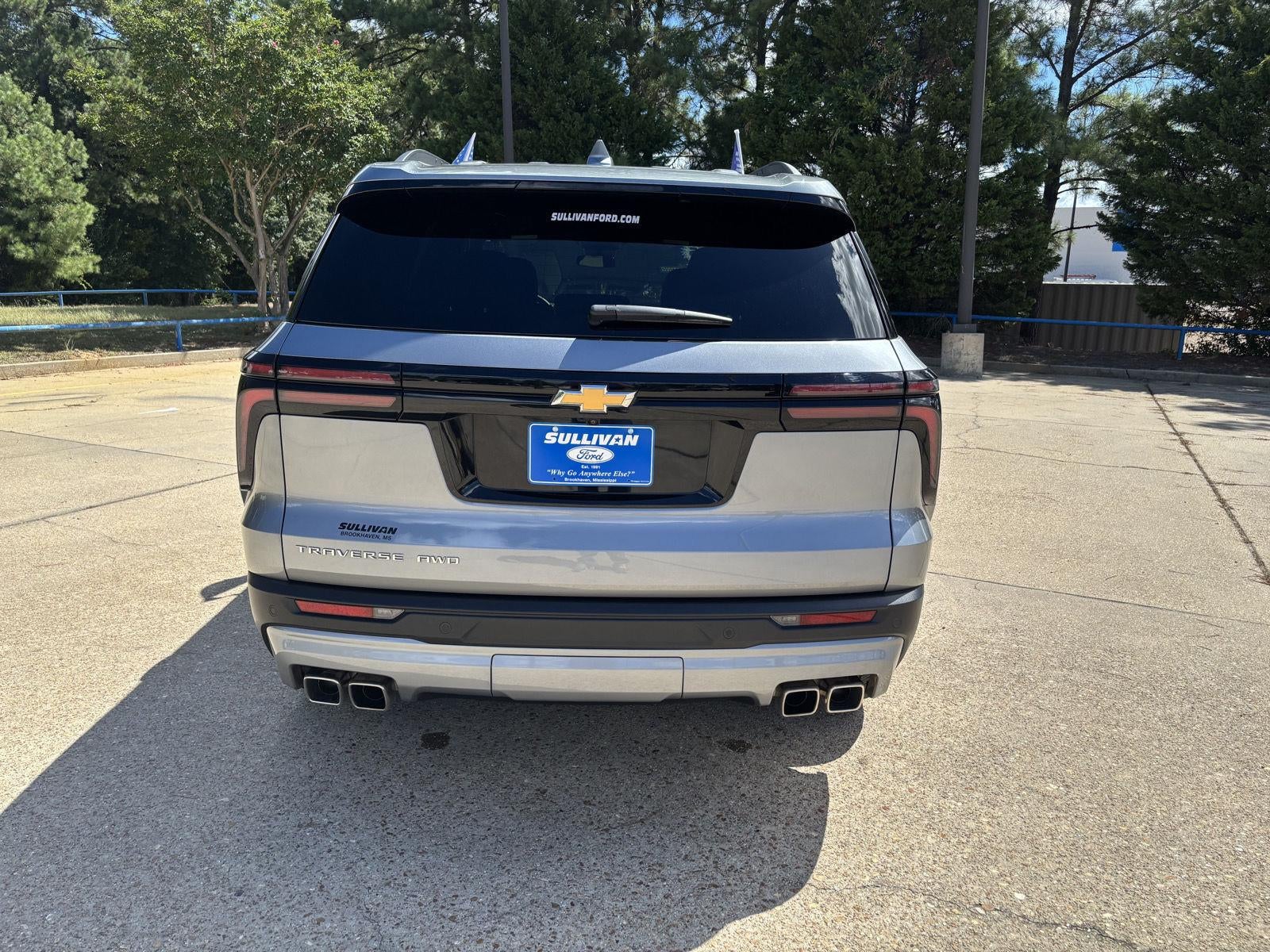 2025 Chevrolet Traverse AWD LT