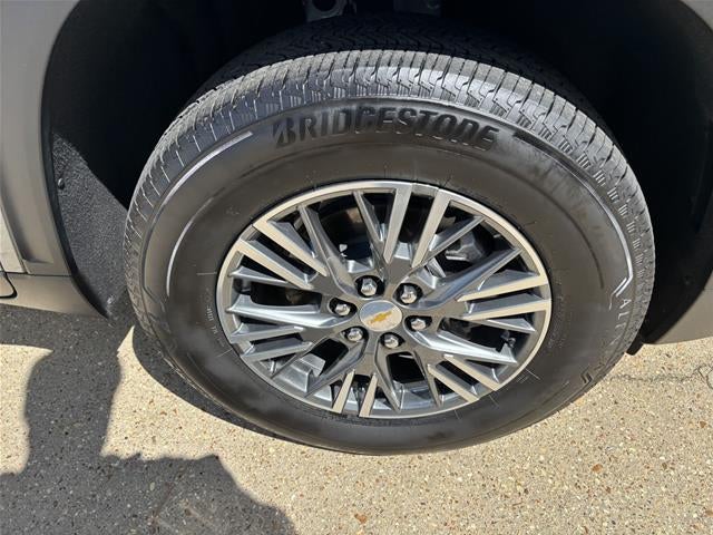2025 Chevrolet Traverse AWD LT