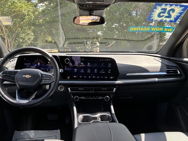 2025 Chevrolet Traverse AWD LT