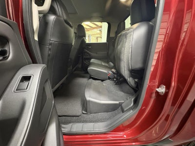 2024 Nissan Frontier SL