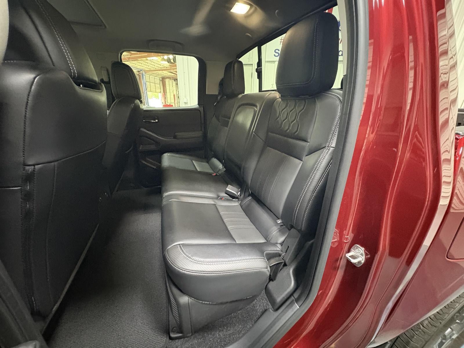 2024 Nissan Frontier SL