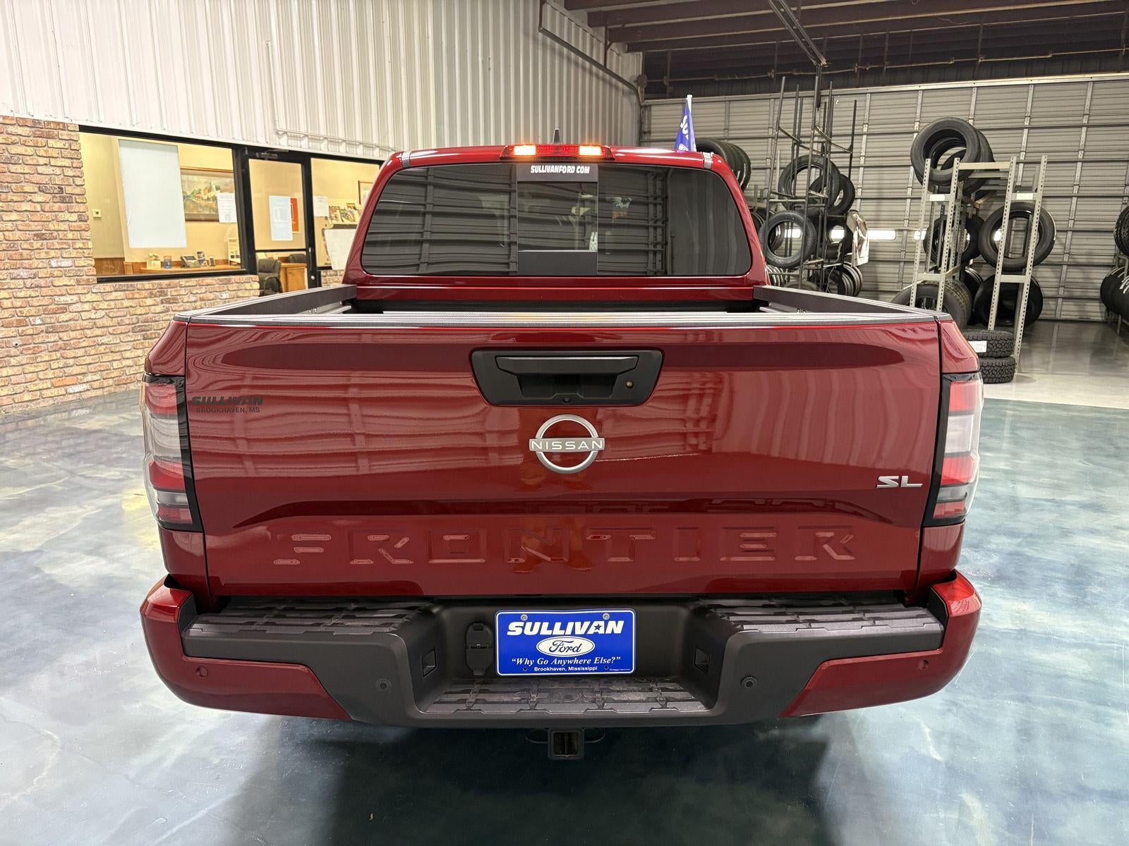 2024 Nissan Frontier SL