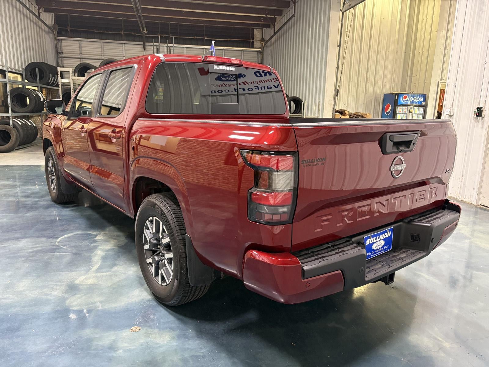 2024 Nissan Frontier SL