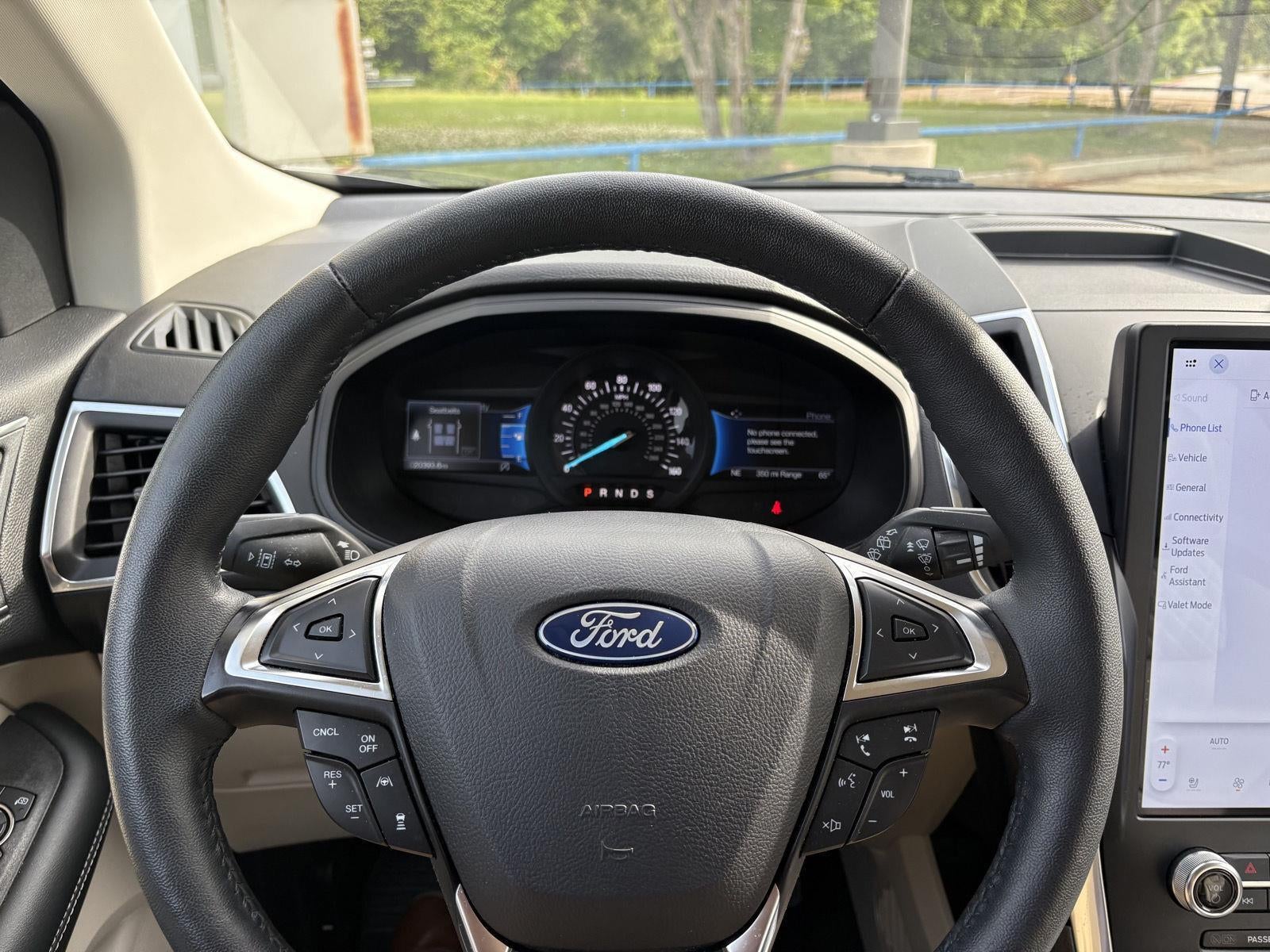 2024 Ford Edge Titanium