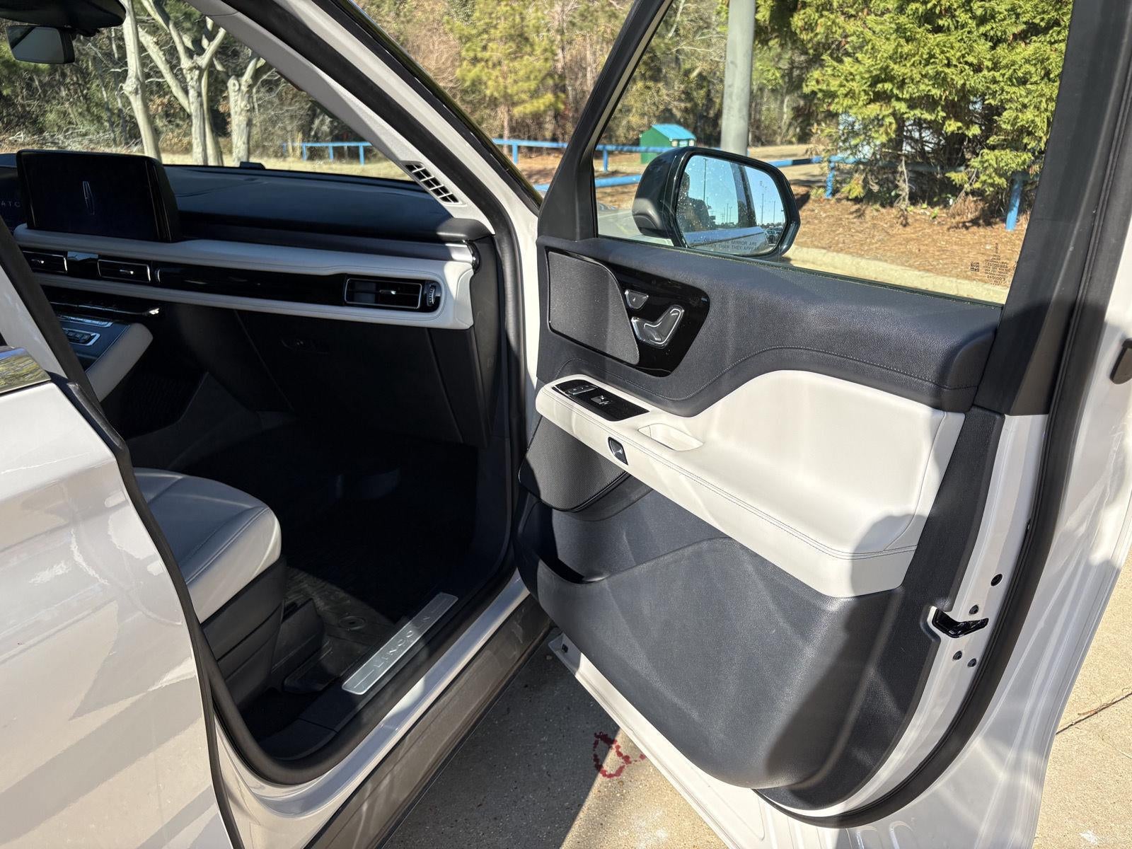 2025 Lincoln Aviator Premiere