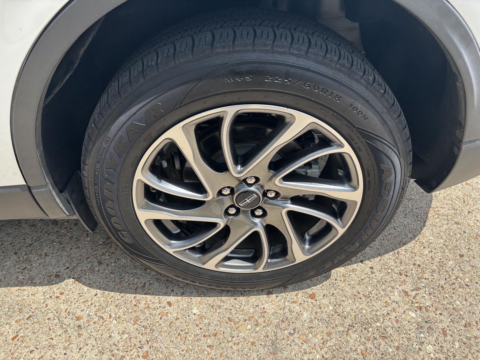 2022 Lincoln Corsair Standard