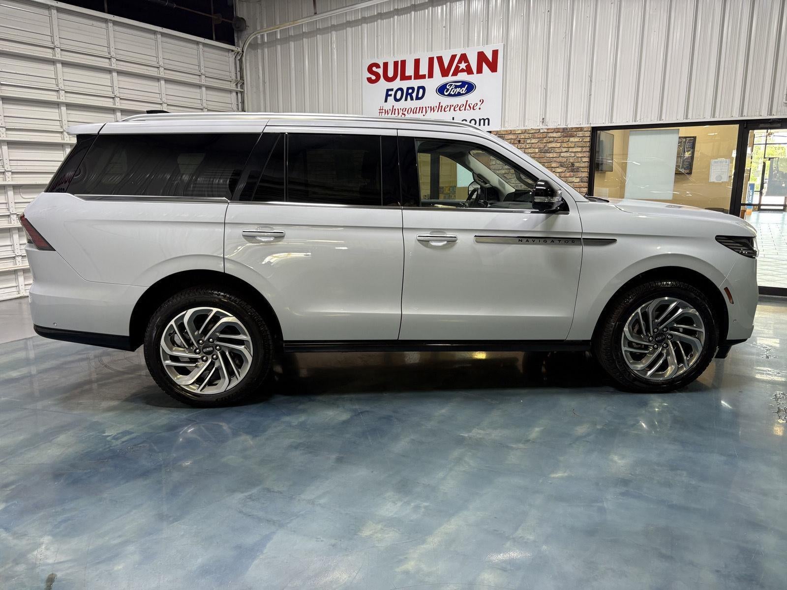 2025 Lincoln Navigator Reserve