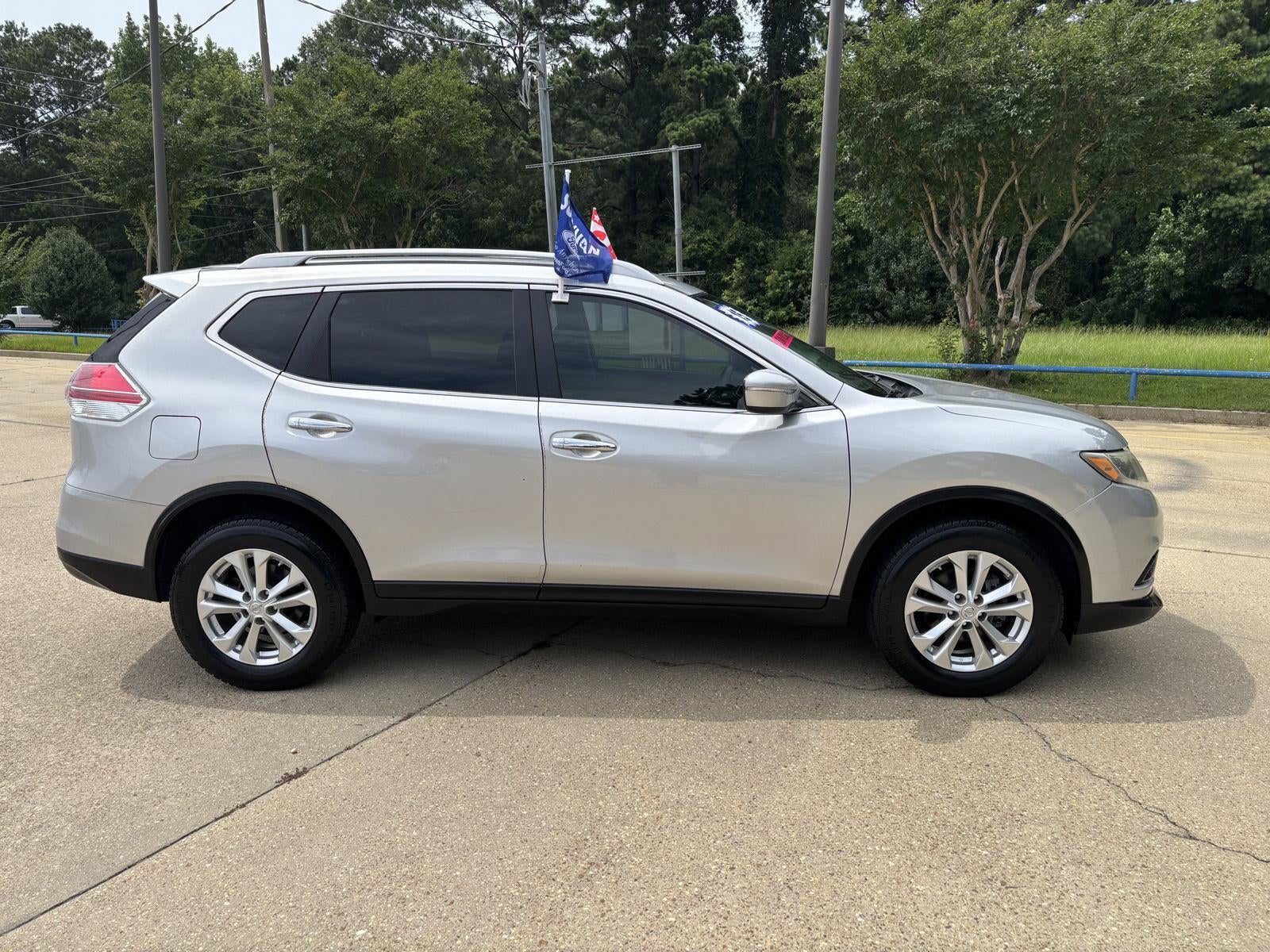 2015 Nissan Rogue SV