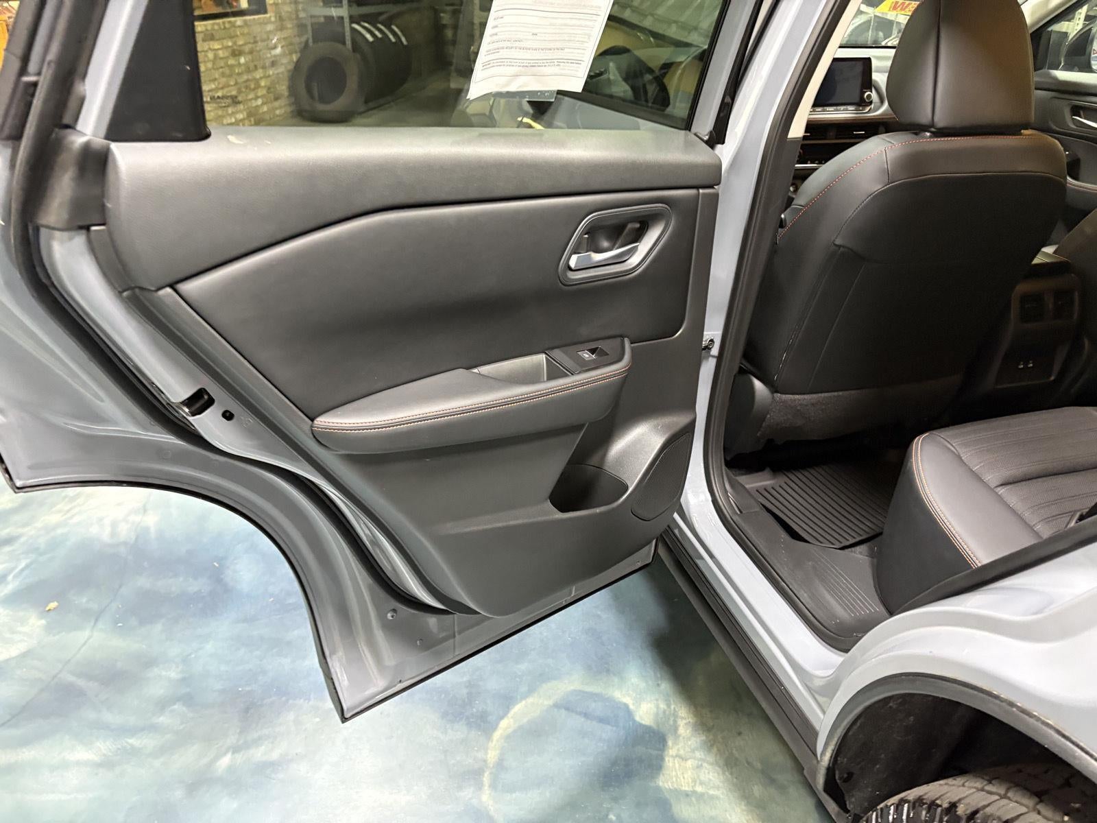 2025 Nissan Rogue Rock Creek