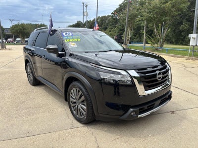 2022 Nissan Pathfinder SL