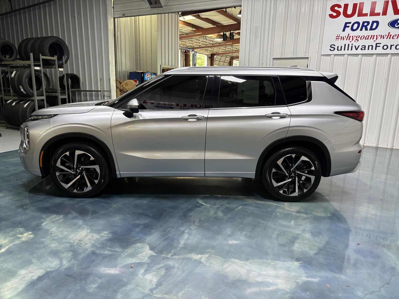 2024 Mitsubishi Outlander SEL