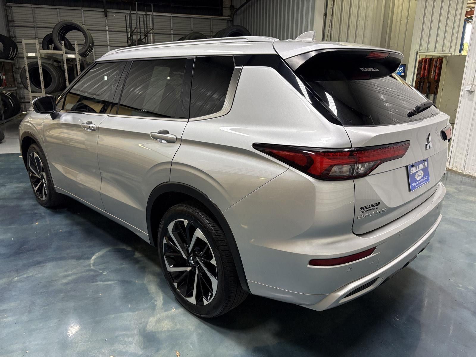 2024 Mitsubishi Outlander SEL