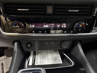 2025 Nissan Rogue SL