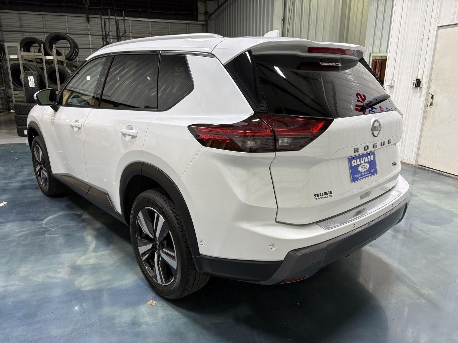 2025 Nissan Rogue SL