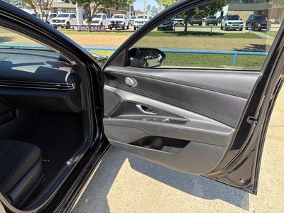 2023 Hyundai Elantra Hybrid Blue